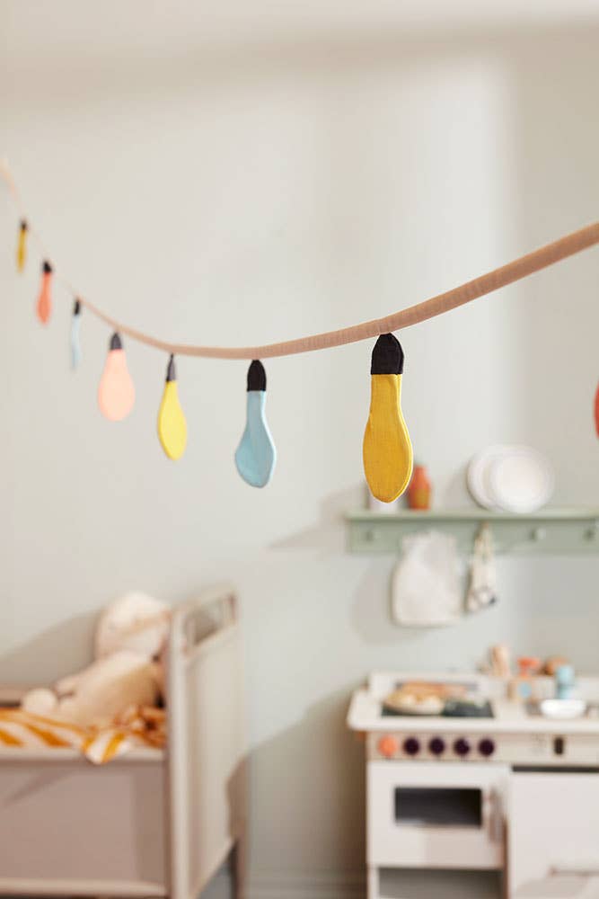 Kids Concept - Bunting - multicolour pastel light bulb shapes